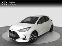 Usado Toyota Yaris Hybrid Style 116 CV (85 kW) 2022 Blanco Monovolumen