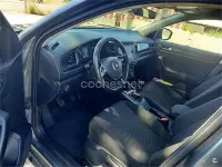 Usado VW T-Roc Advance 115 CV (84 kW) 2021 Gris / plata SUV
