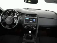 Usado Jaguar E-Pace S 180 CV (132 kW) 2018 Rojo SUV
