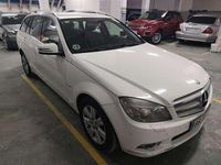 Usado Mercedes C220 Elegance 170 CV (125 kW) 2010 Blanco Berlina