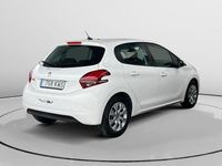 Usado Peugeot 208 Active 82 CV (60 kW) 2019 Blanco Utilitario