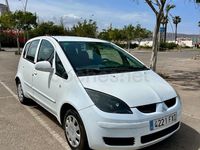 Usado Mitsubishi Colt Inform 95 CV (69 kW) 2007 Blanco Monovolumen