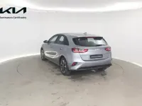 Usado Kia Ceed 100 CV (73 kW) 2025 Gris Utilitario