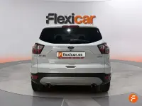 Usado Ford Kuga Titanium 120 CV (88 kW) 2018 Blanco SUV