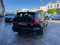 Usado Volvo V60 R-Design 340 CV (250 kW) 2022 Negro Familiar