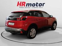 Usado Peugeot 3008 Active 132 CV (97 kW) 2017 Rojo SUV