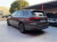 Usado Fiat Tipo Lounge 120 CV (88 kW) 2019 Gris Familiar