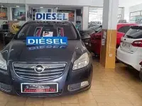 Usado Opel Insignia Edition 130 CV (95 kW) 2010 Gris / plata Berlina