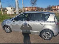 Usado Renault Scénic III Dynamique 110 CV (80 kW) 2012 Gris / plata Monovolumen