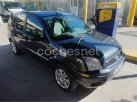 Usado Ford Fusion 100 CV (73 kW) 2004 Gris / plata Utilitario