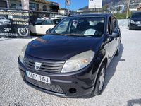 Usado Dacia Sandero Ambiance 75 CV (55 kW) 2011 Gris