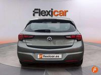 Usado Opel Astra 110 CV (80 kW) 2020 Gris Berlina