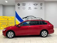 Usado VW Golf VIII 115 CV (84 kW) 2022 Granate Familiar