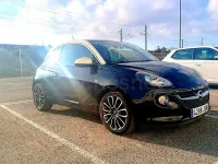 Usado Opel Adam Glam 87 CV (63 kW) 2016 Negro Utilitario