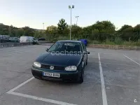 Usado VW Golf IV Conceptline 105 CV (77 kW) 2002 Verde Berlina