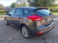 Usado Ford Focus Business Edition 120 CV (88 kW) 2017 Gris / plata Berlina
