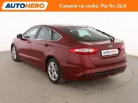 Usado Ford Mondeo Titanium 160 CV (117 kW) 2015 Rojo Berlina