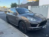 Usado Porsche Cayenne Turbo 500 CV (367 kW) 2011 Gris / plata SUV