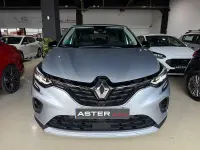 Usado Renault Captur Zen 140 CV (102 kW) 2022 Gris / plata SUV