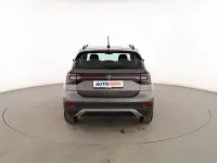 Usado VW T-Cross Advance 95 CV (69 kW) 2020 Gris SUV