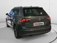 Usado VW Tiguan Advance 132 CV (97 kW) 2019 Gris SUV