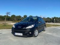 Usado Peugeot 206 60 CV (44 kW) 2010 Negro Berlina