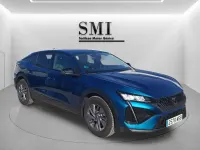 Usado Peugeot 408 Allure 136 CV (100 kW) 2024 Azul SUV