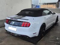 Usado Ford Mustang GT 418 CV (307 kW) 2018 Blanco Descapotable