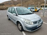 Usado Renault Grand Scénic II Dynamique 110 CV (80 kW) 2006 Beige Monovolumen