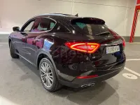 Usado Maserati Levante 275 CV (202 kW) 2019 Negro SUV