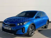 Usado Kia XCeed 140 CV (102 kW) 2024 Azul SUV