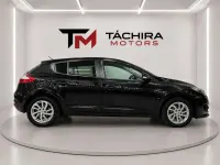 Usado Renault Mégane III LIMITED 116 CV (85 kW) 2014 Negro Utilitario