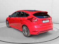 Usado Ford Focus ST-Line 125 CV (91 kW) 2017 Rojo Berlina