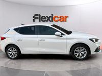 Usado Seat Leon Style 131 CV (96 kW) 2022 Blanco Berlina