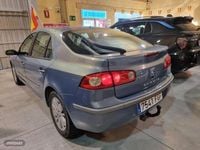 Usado Renault Laguna II Dynamique 150 CV (110 kW) 2006 Azul Berlina