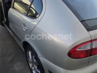 Usado Seat Leon Sport 105 CV (77 kW) 2002 Beige Utilitario