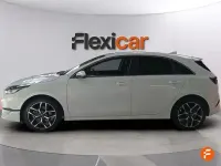 Usado Kia Ceed 136 CV (100 kW) 2023 Blanco Utilitario