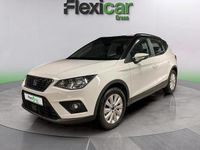 Usado Seat Arona Style 110 CV (80 kW) 2021 Blanco SUV