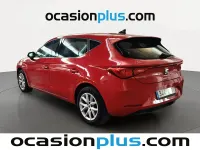 Usado Seat Leon Reference 110 CV (80 kW) 2021 Rojo Utilitario