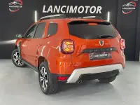 Usado Dacia Duster Prestige 115 CV (84 kW) 2019 Naranja SUV