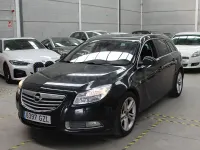 Usado Opel Insignia Cosmo 160 CV (117 kW) 2010 Gris / plata Familiar