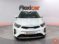 Usado Kia Stonic 100 CV (73 kW) 2025 Blanco SUV