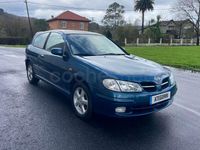 Usado Nissan Almera 114 CV (83 kW) 2001 Verde Berlina