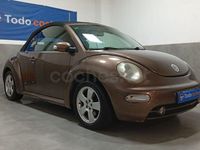 Usado VW New Beetle 100 CV (73 kW) 2003 Marrón Utilitario
