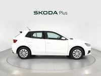 Usado Skoda Fabia Active 95 CV (69 kW) 2022 Blanco Utilitario