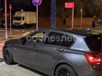 Usado BMW 118 Comfort Edition 143 CV (105 kW) 2014 Gris / plata Utilitario