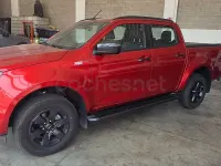 Usado Isuzu D-Max 163 CV (119 kW) 2026 Naranja Pickup/Camioneta