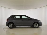 Usado VW Polo Life 95 CV (69 kW) 2024 Gris/plata