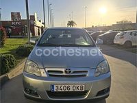 Usado Toyota Corolla Sol 116 CV (85 kW) 2005 Beige Berlina