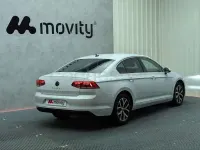 Usado VW Passat Executive 150 CV (110 kW) 2022 Blanco Familiar